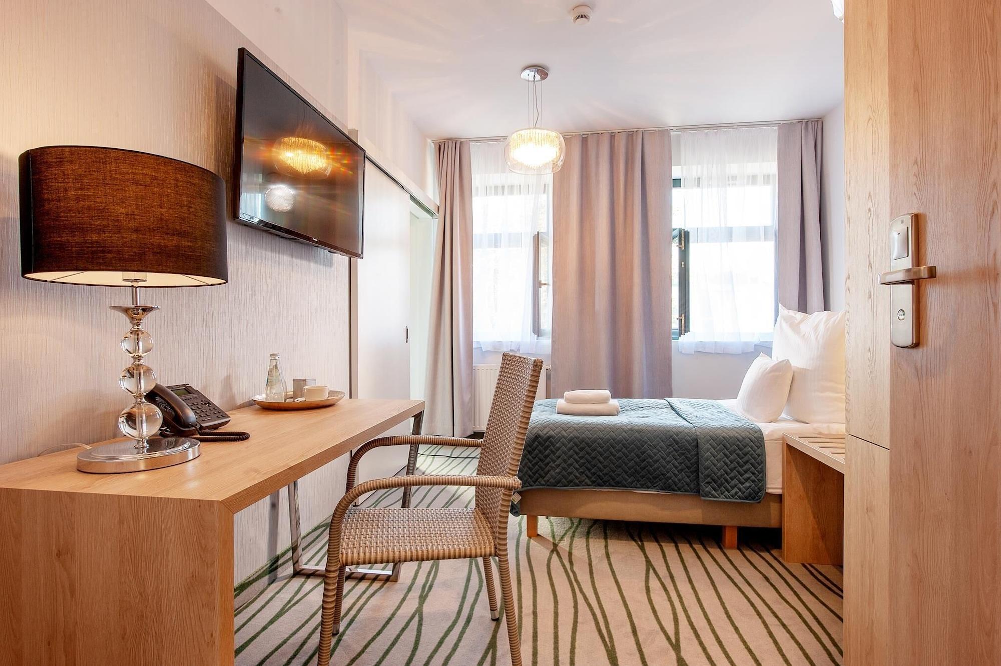 Plaza Boutique Hotel Krakow Exterior photo